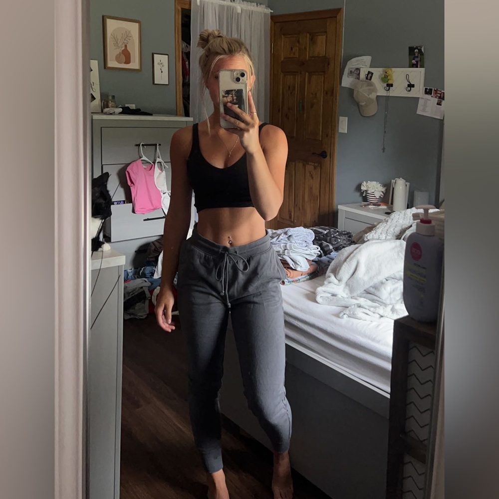 Women’s sweatpants